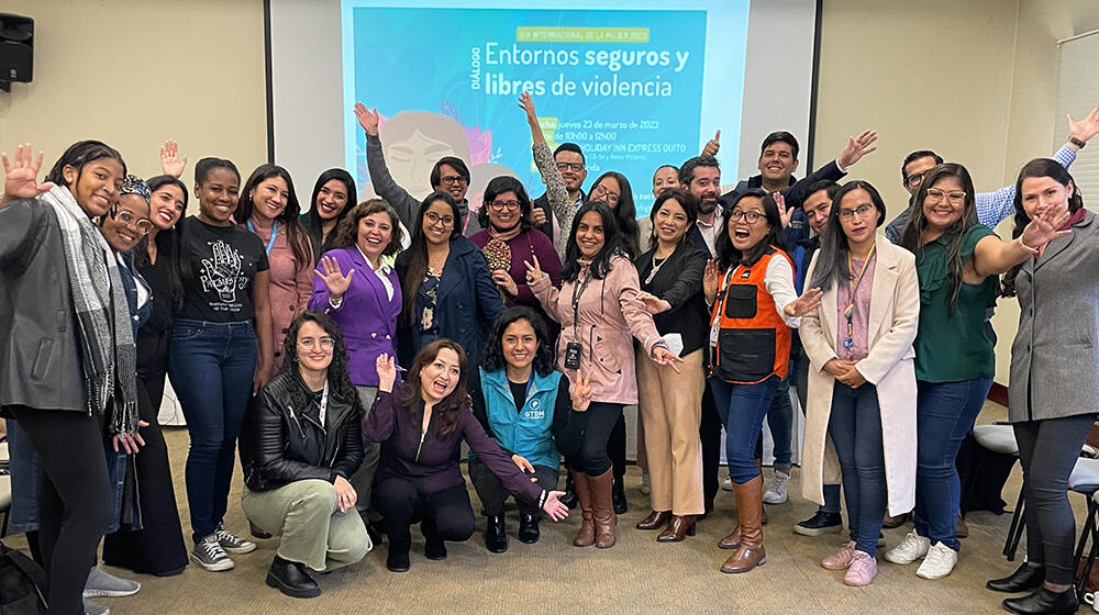 Participantes del evento "Entornos seguros y libres de violencia"