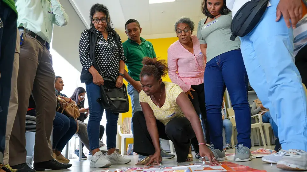 Personal del sistema de protección en Esmeraldas recibe capacitación en la metodología Rurankapak para prevenir embarazos en adolescentes